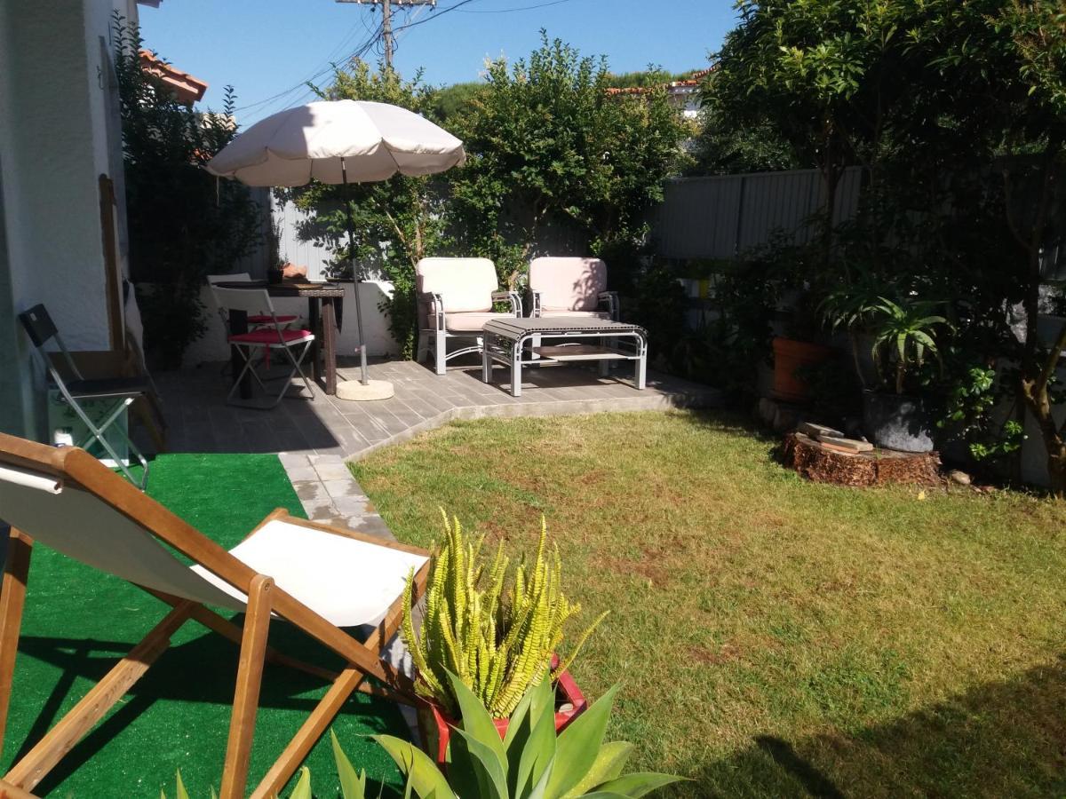 Traditional Villa In S Pedro , Estoril Alapraia Kültér fotó